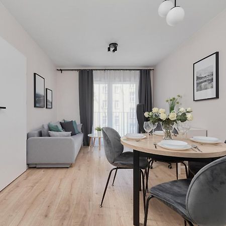 Nowa Manufaktura Apartment Wroclaw Krzyki By Noclegi Renters Экстерьер фото